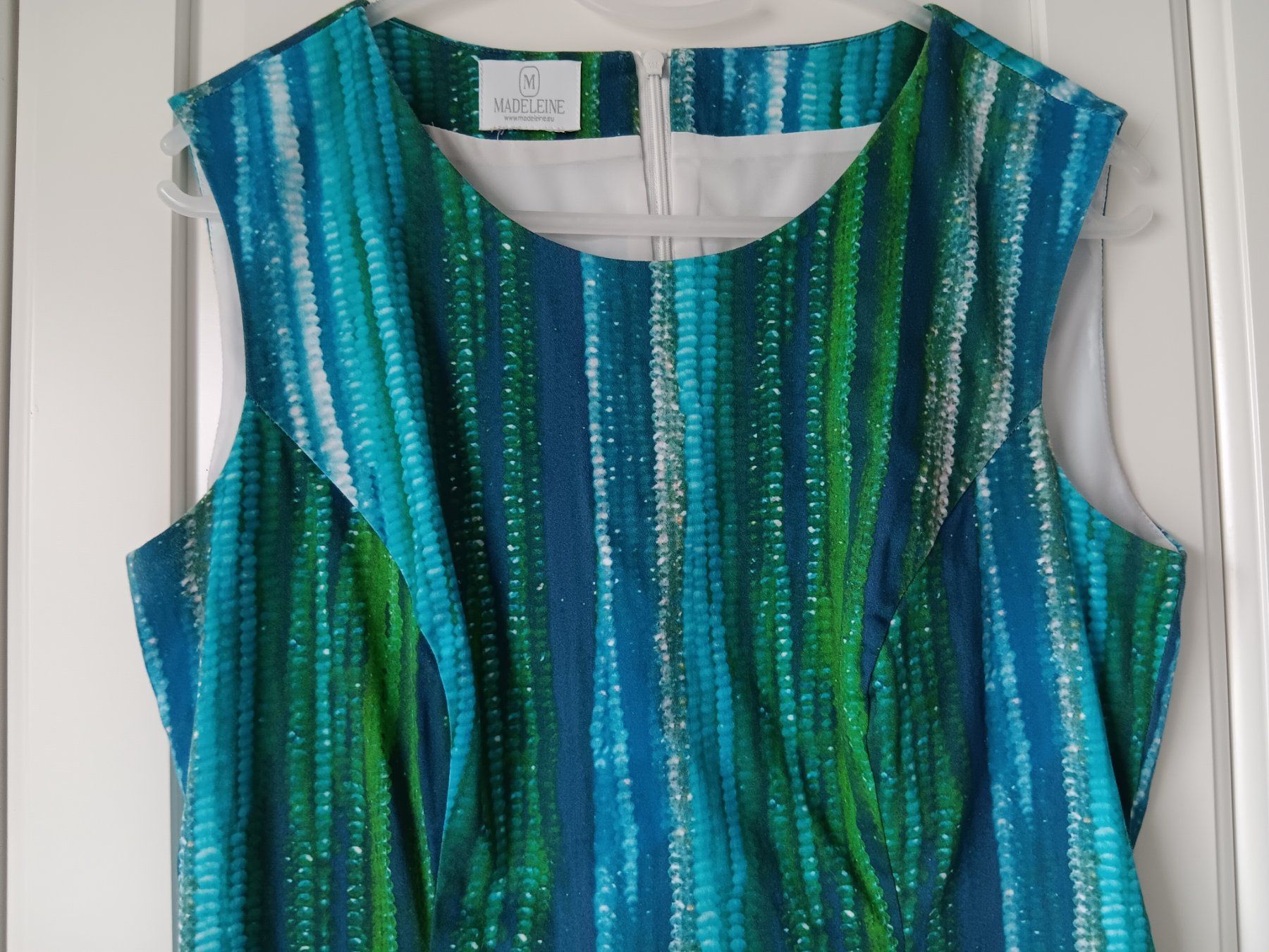 Madeleine Vestiti: MADELEINE  Robe / Kleid  Taille / Grosse S-M ..... – Usato da Cossonay-ville venduto da Super-Price-Quality 1