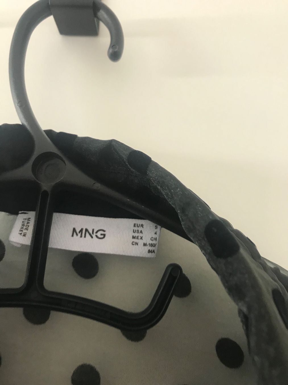 Mango Blusen: halbtransparente Bluse Mango Gr S – Gebraucht aus Oftringen von violetta9 2