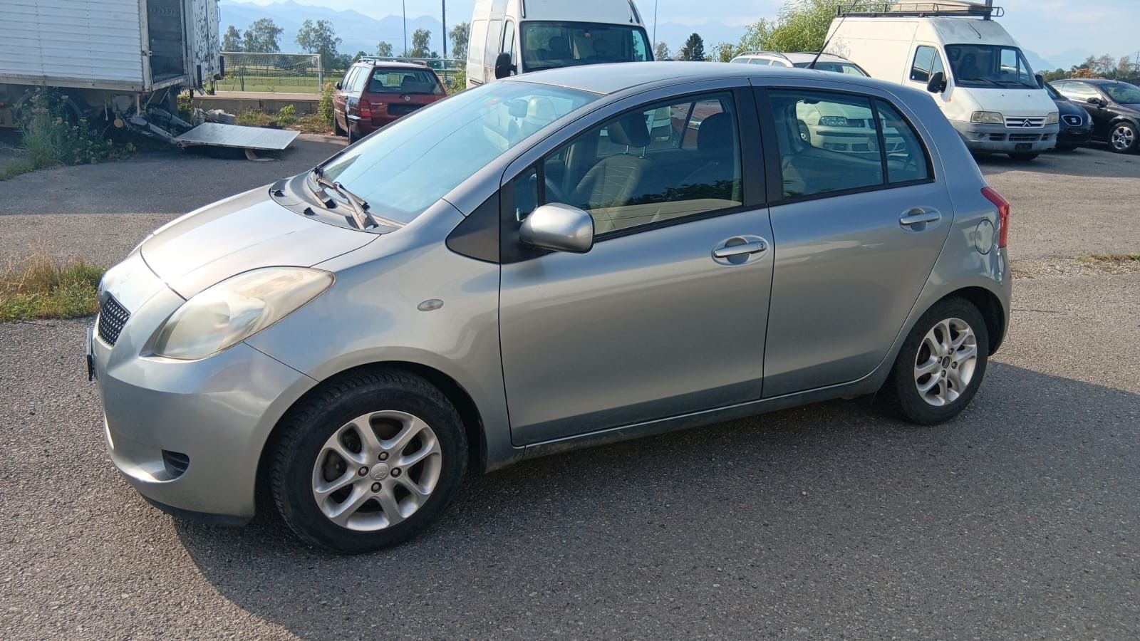 Toyota Automobili: Toyota Yaris 1.0 – Usato da Rebstein venduto da TonyRasta-Autohandel 2