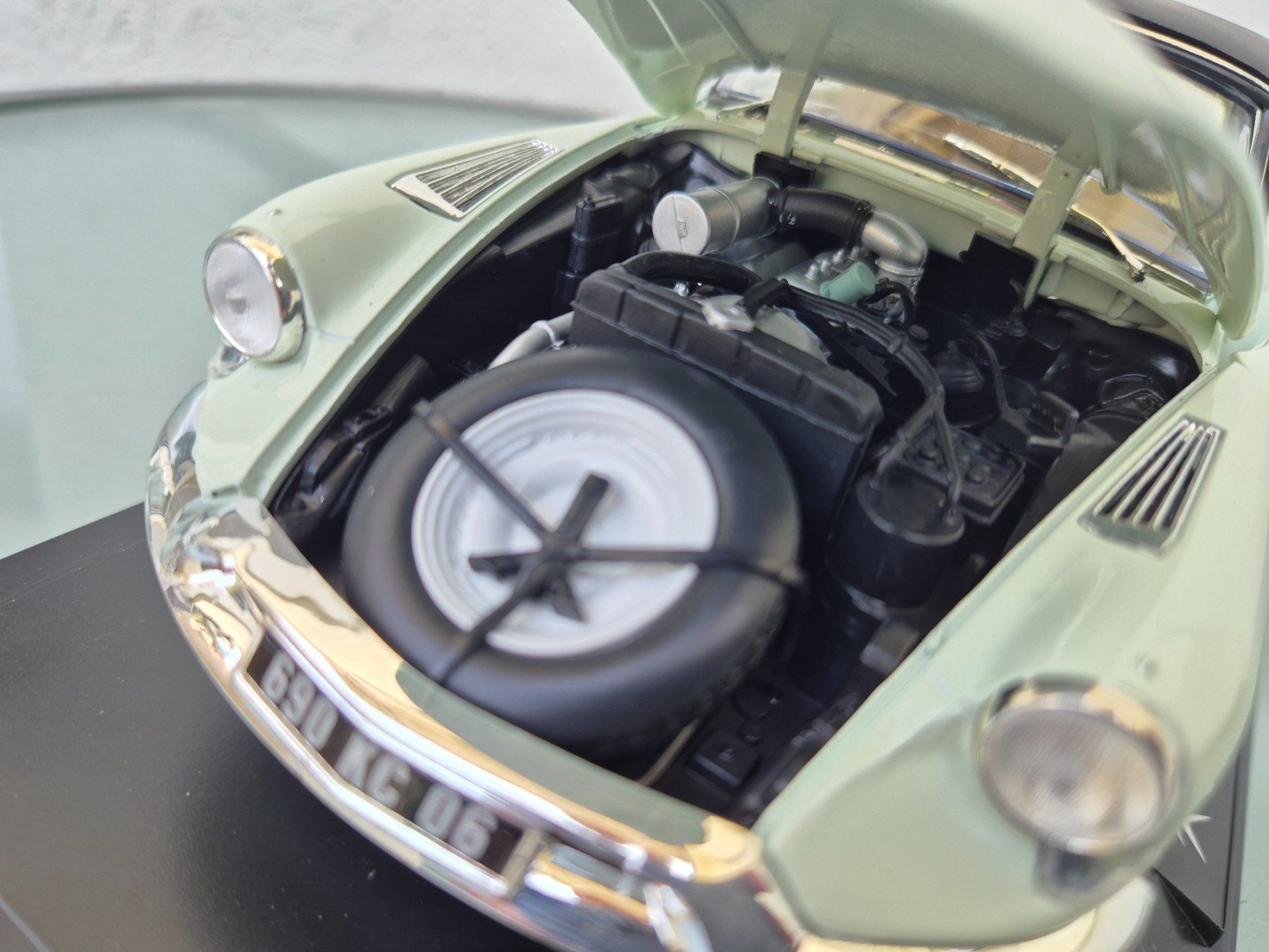 Citroën Modellini d'auto: Citroen DS Cabriolet von Norev 1:18 – Nuovo (secondo la descrizione) da Oberbuchsiten venduto da laffite54 2