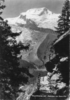 Saas-Fee (VS) Kapellenweg mit Alphubel G