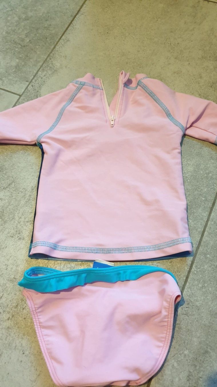 Maillots de bain: Maillot de bain "Reine des neiges" – D'occasion à Le Noirmont par Guiguiguette 2