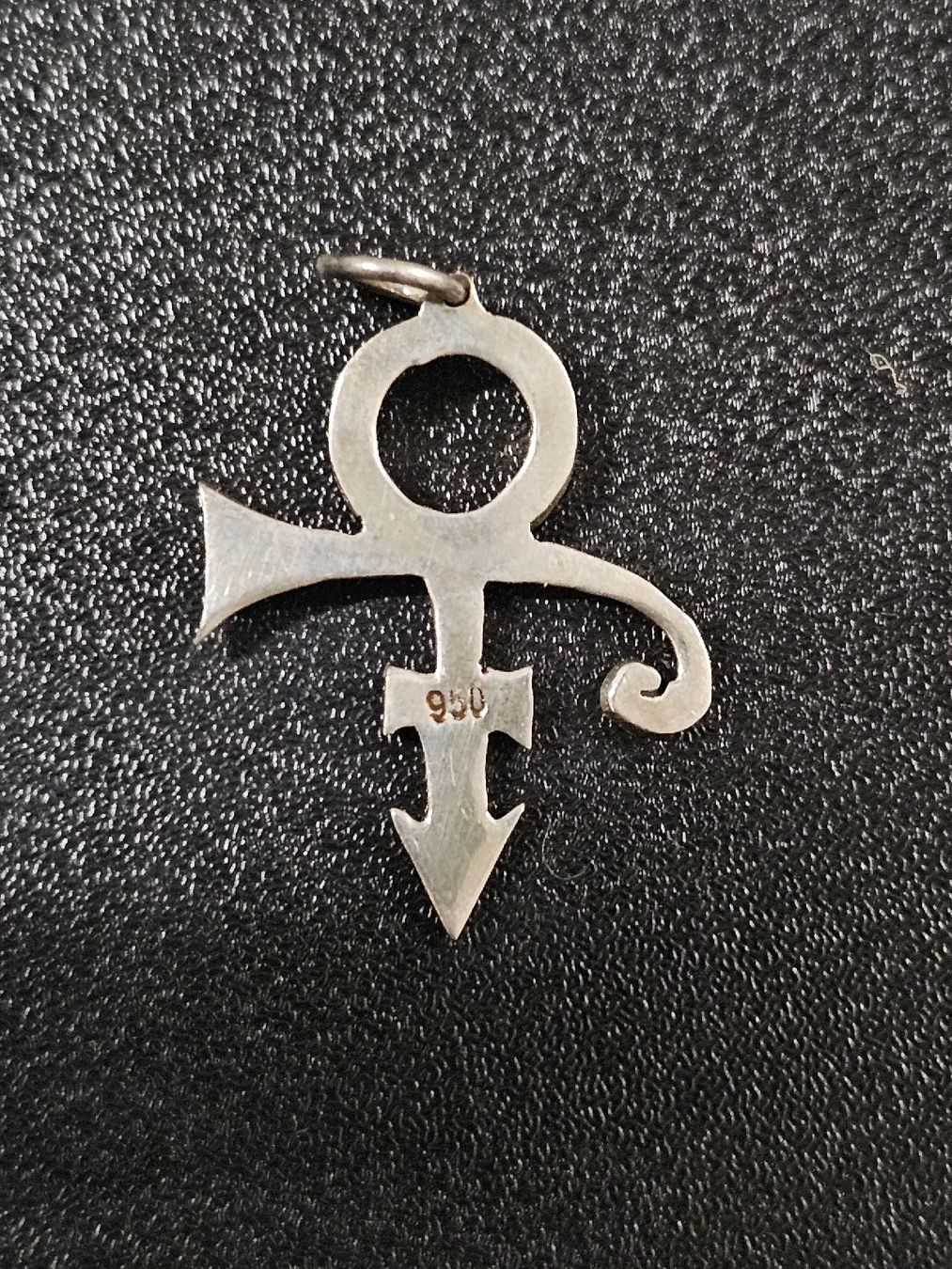 Anhänger: Prince Anhänger "The Symbol", 950 Silber – Gebraucht aus Bassersdorf von CorinneK36 1