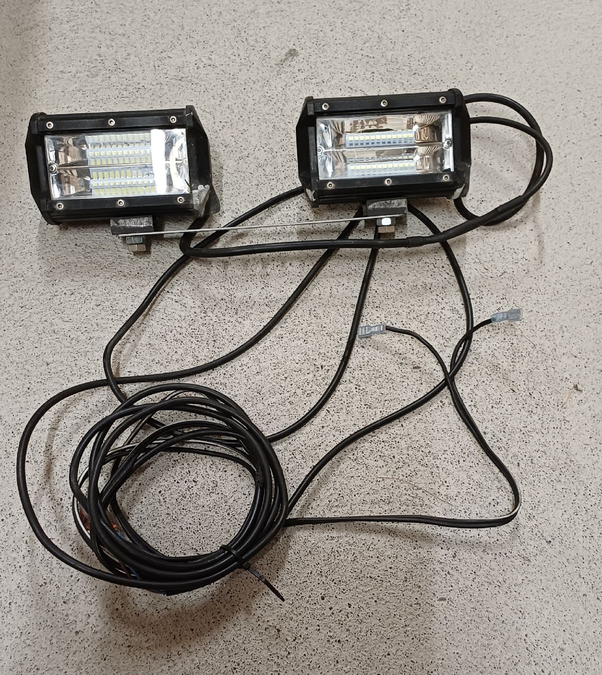 Scheinwerfer: LED Suchscheinwerfer sehr hell  – Gebraucht aus Pfeffikon LU von SY-YoLo
