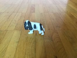 Spielfigur Hund Spaniel schwarz weiss gebraucht Zustand