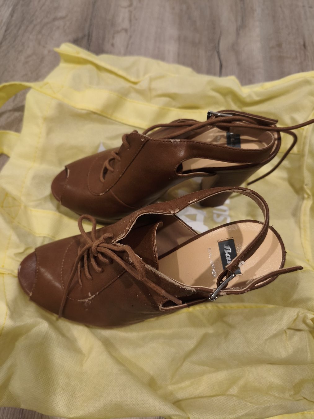 Scarpe da donna: Scarpe Bata – Usato da Bioggio venduto da OresteIronix 3