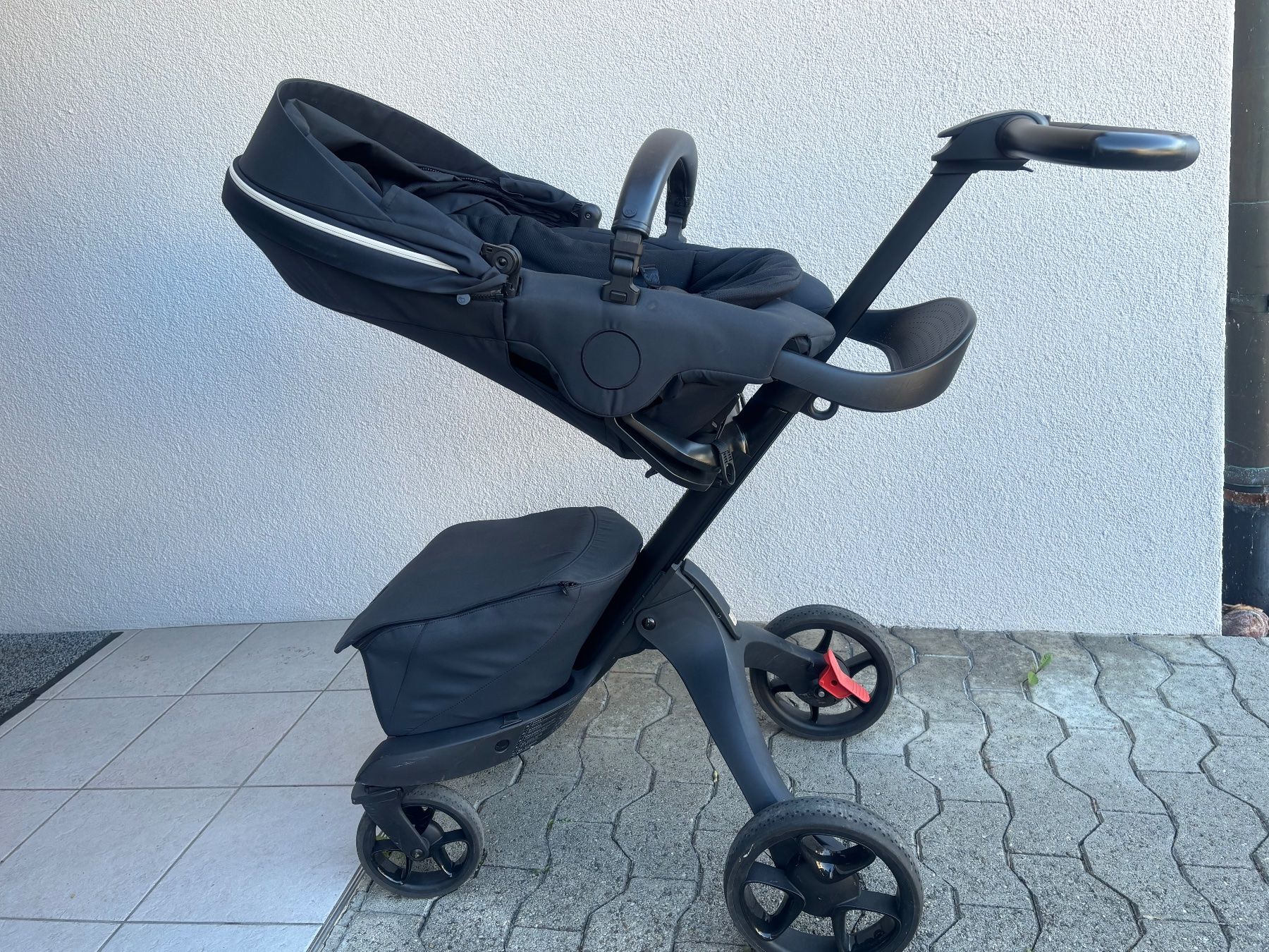 Stokke Carrozzine: Kinderwagen Stokke Xplory X – Usato da Jonschwil venduto da Lambo5000
