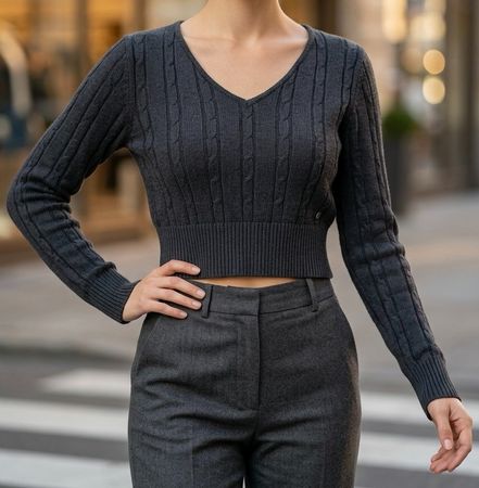 V‑Neck Strickpulli *Famous* Gr. M