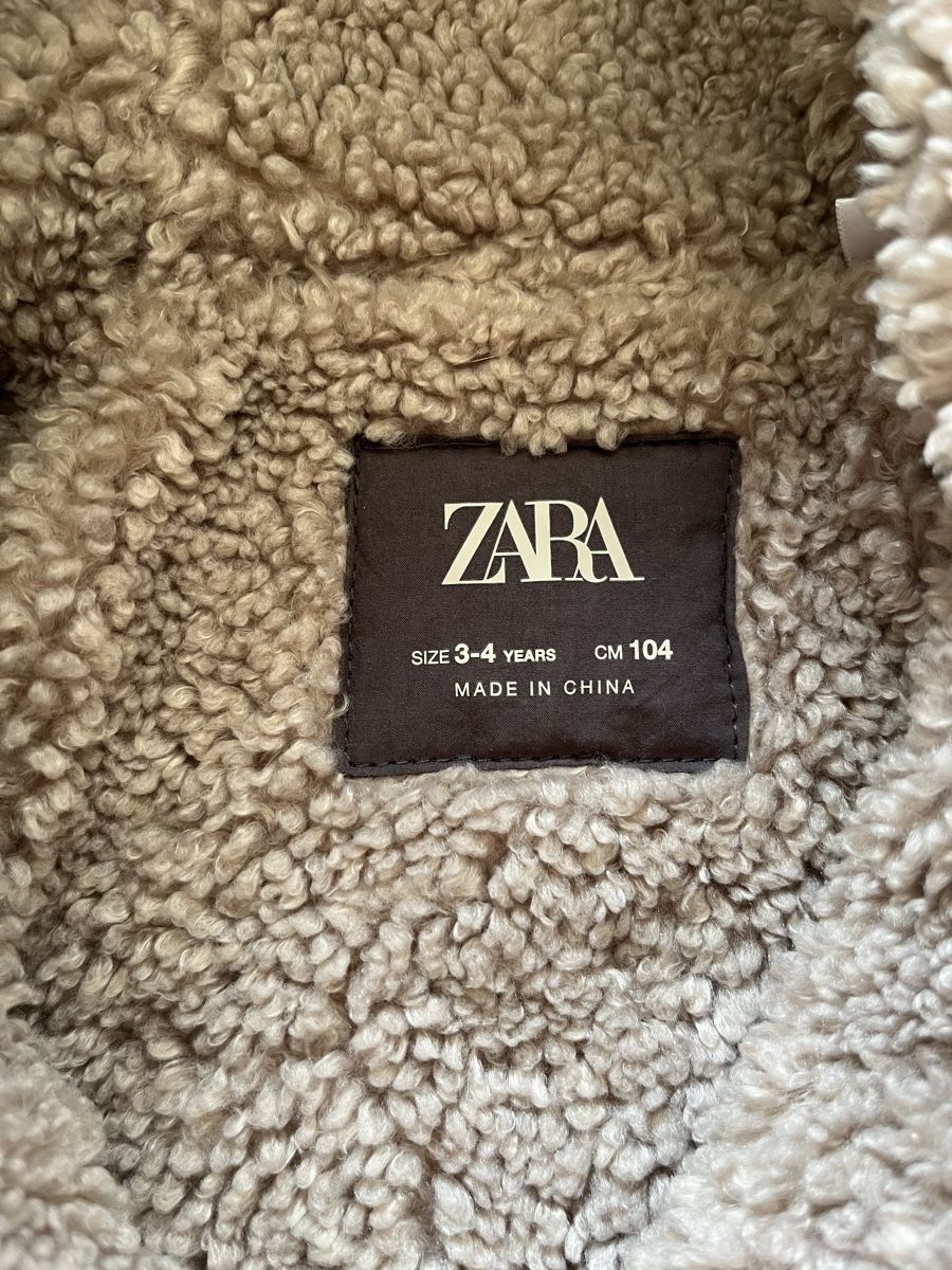 Giacche & Cappotti: Zara Jacke Gr. 104 – Nuovo (secondo la descrizione) da Oberwil BL venduto da FinjaBijou 3