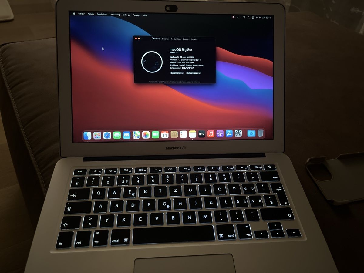 Apple Notebook: Apple MacBook Air 13 inch Mid 2013 – Usato da Brunnen venduto da kuettel26 1