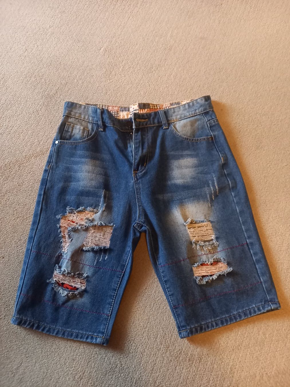 Pantaloni: Jeans kurze Hose Gr. 170 – Nuovo (secondo la descrizione) da Rothenthurm venduto da nbds