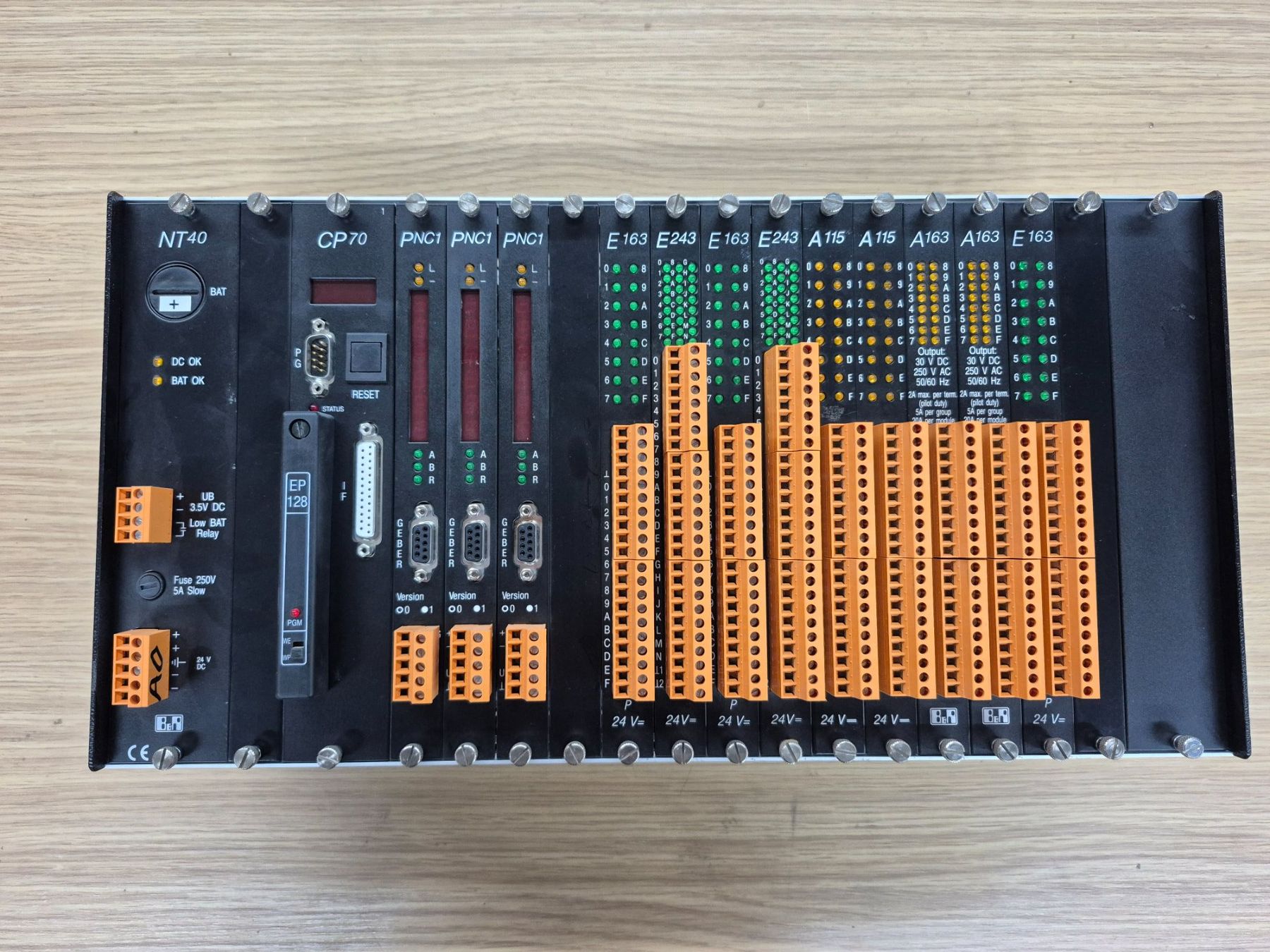 Componenti elettronici: Bernecker B&R SPS Multi Control NT40 / CP70 / PNC1 – Usato da Sachseln venduto da dirtracer