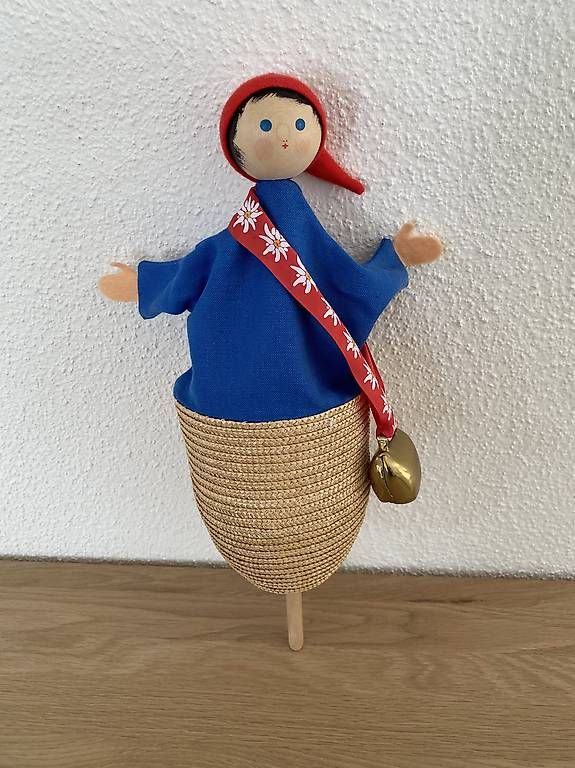 Bambole: Schellen Ursli Stockkasper Puppe – Usato da Humlikon venduto da Nicole2509