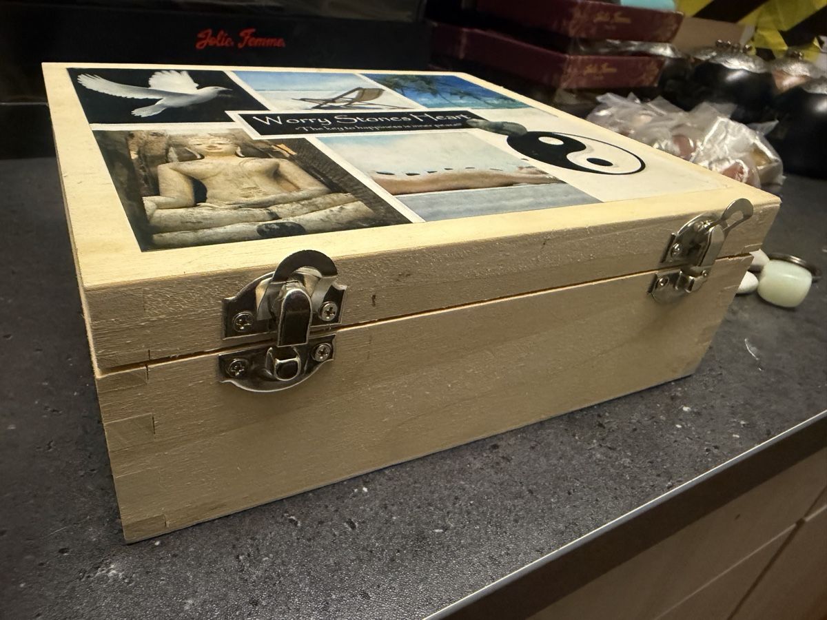 Portagioie: Coffret avec porte clés en pierre – Nuovo e nell'imballaggio originale da Corbeyrier venduto da ant_2r6l