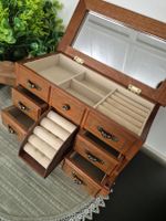 Schmuckkasten aus Holz mit Spiegel und Schubladen 
