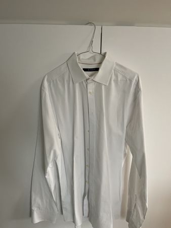 Elegantes Herrenhemd, weiss, Grösse L, Top Zustand!