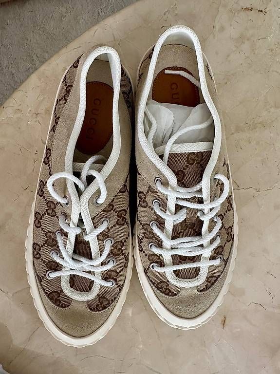 Damenschuhe: Gucci  Baskets neuves jamais portées – Gebraucht aus Veytaux von agn_56pw
