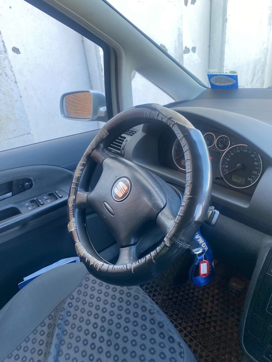 Seat Automobili: SEAT Alhambra 1.9 TDI – Usato da Wohlen AG venduto da lav_k6rp 3