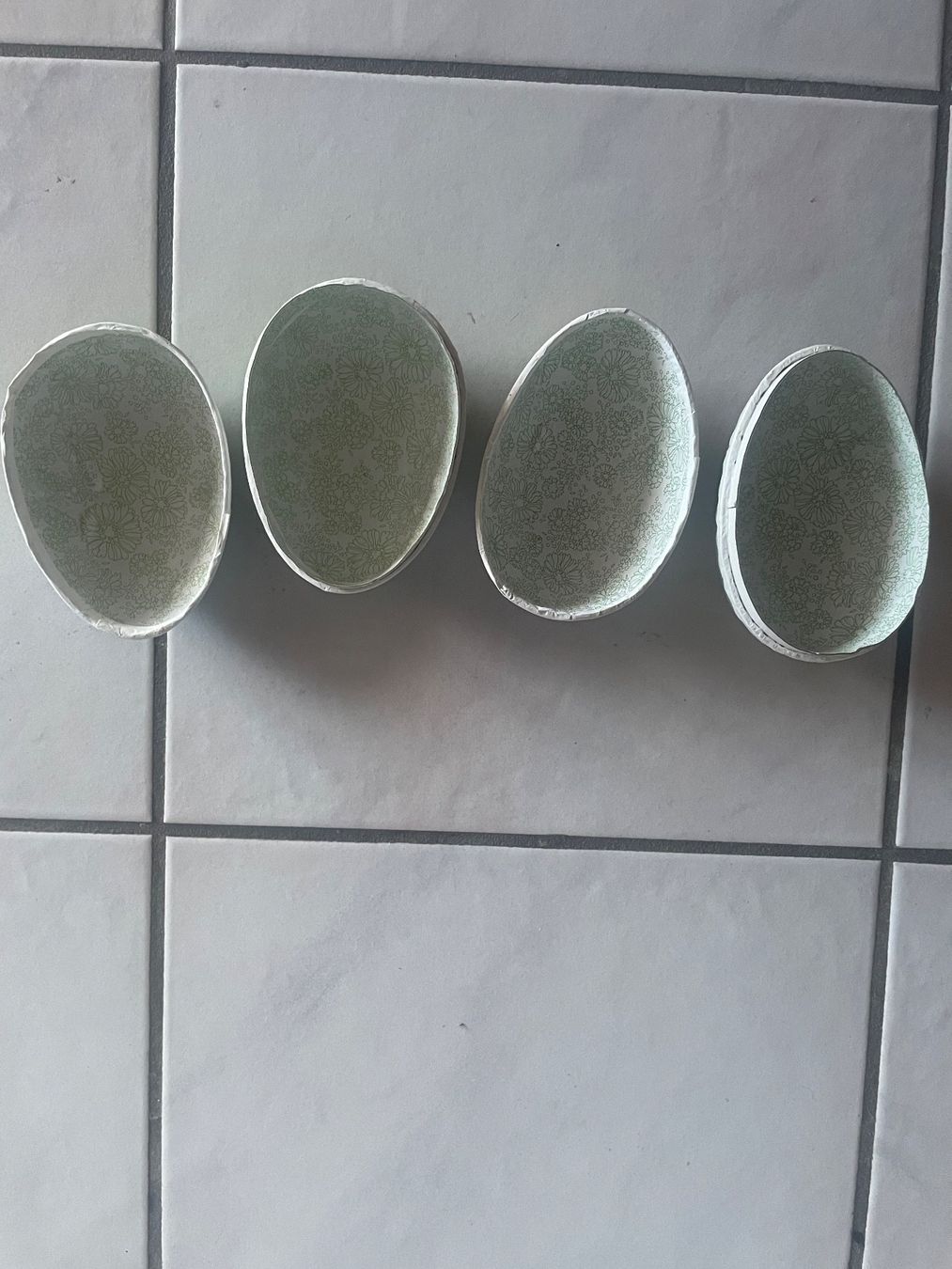 Tutte le decorazioni: Osterei Karton – Usato da Kaiseraugst venduto da KlausSina 4