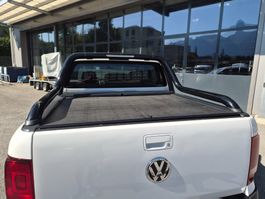 VW Amarok schwarzer Überrollbügel mit Rollcover Rock N Roll