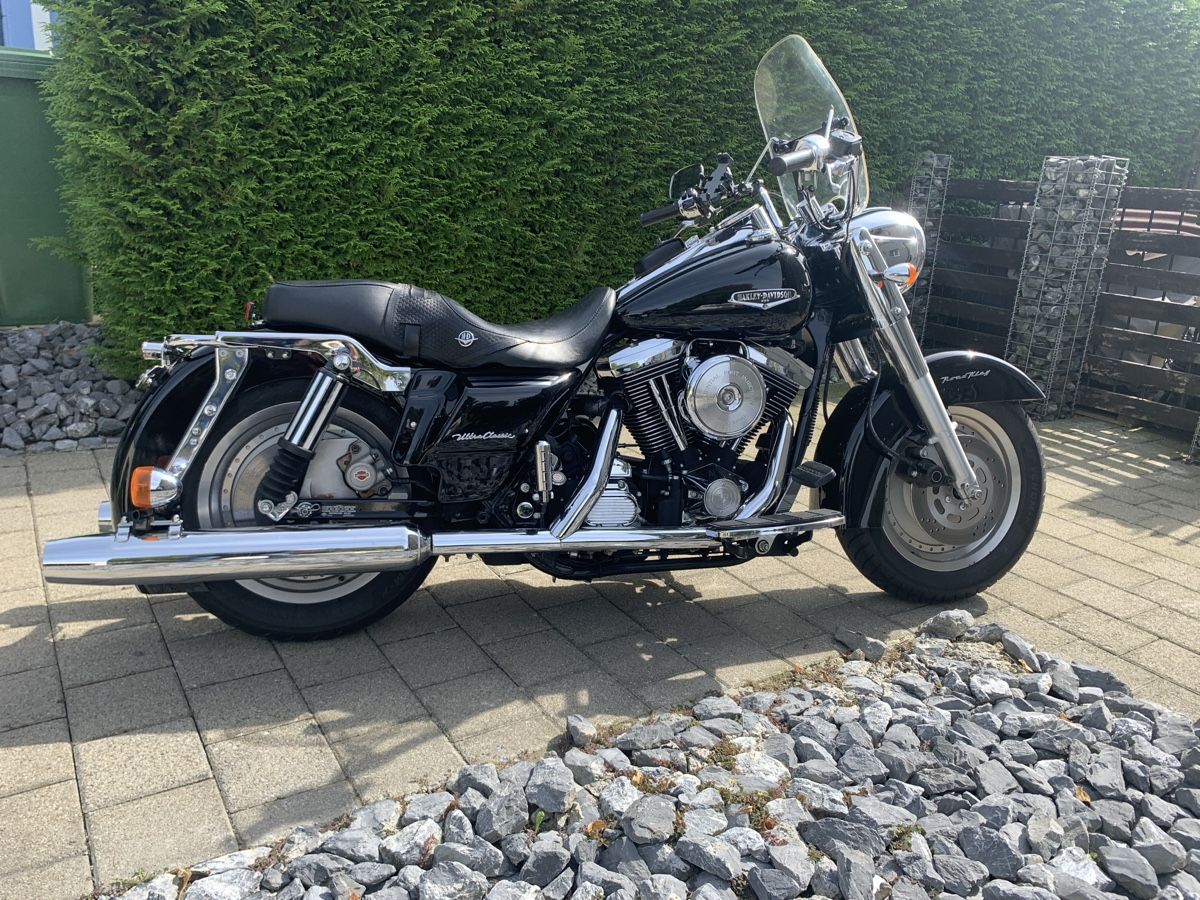 Harley-Davidson Chopper: Harley Davidson Road King, FLHRCI – Usato da Häggenschwil venduto da bigdady