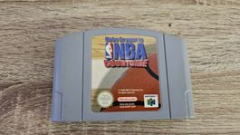 Videogioco Nintendo64 "Kobe Bryant in NBA Courtside"