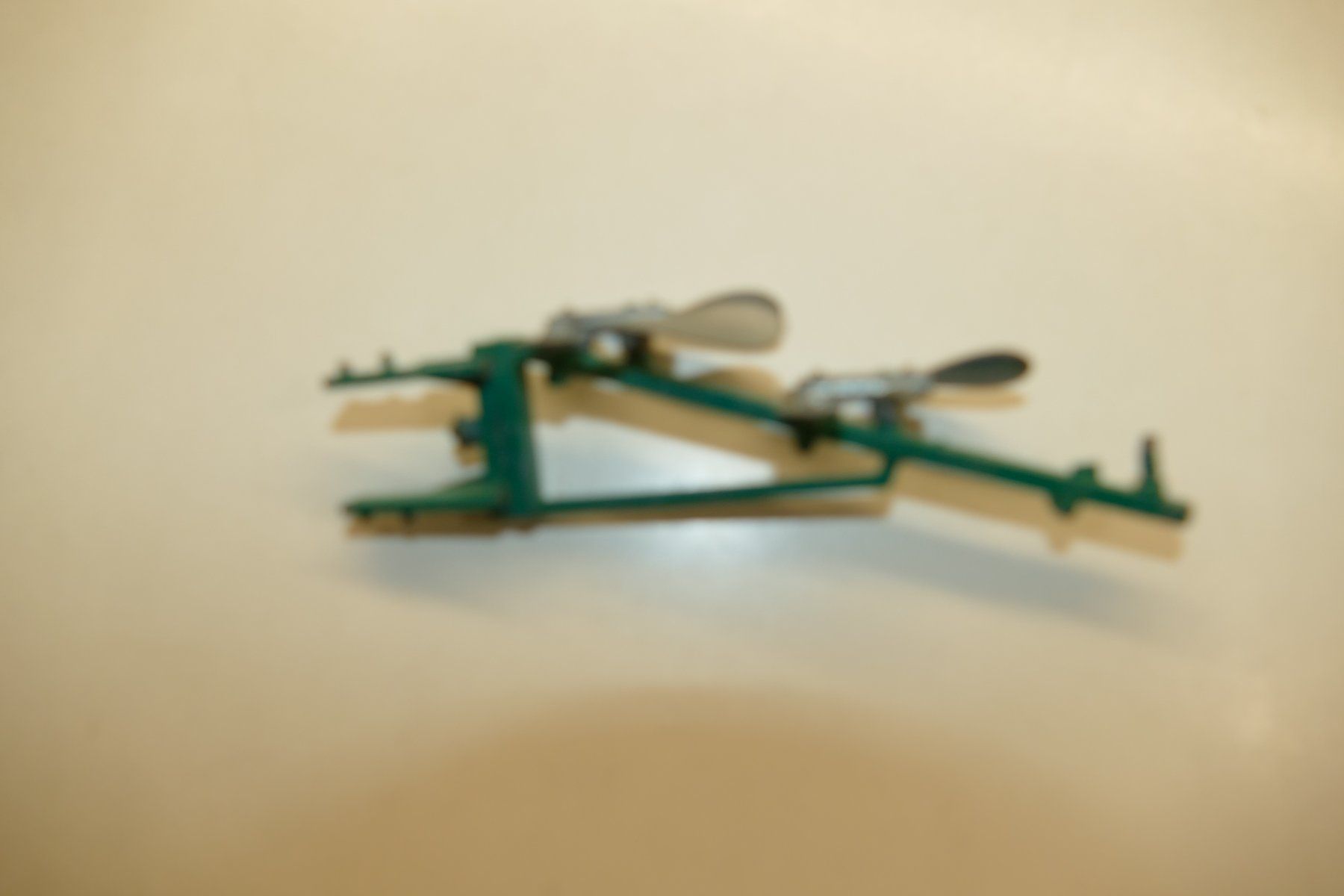 Britains Modellini d'auto: Britains Ltd: Dreischarpflug – Usato da Niederhasli venduto da rail-duerst 4