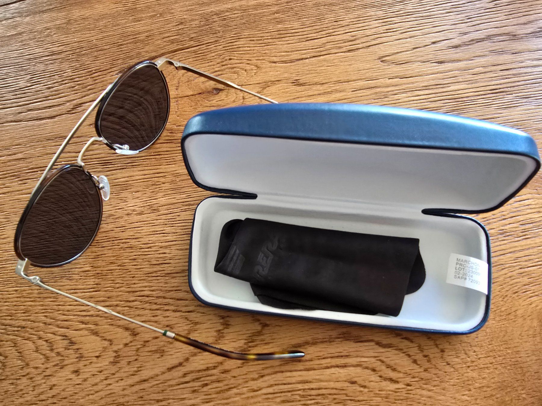 Lacoste Brillen & Gläser: Lacoste LA258 Sonnenbrille – Gebraucht aus Pfäffikon ZH von eggi_ricuser 2