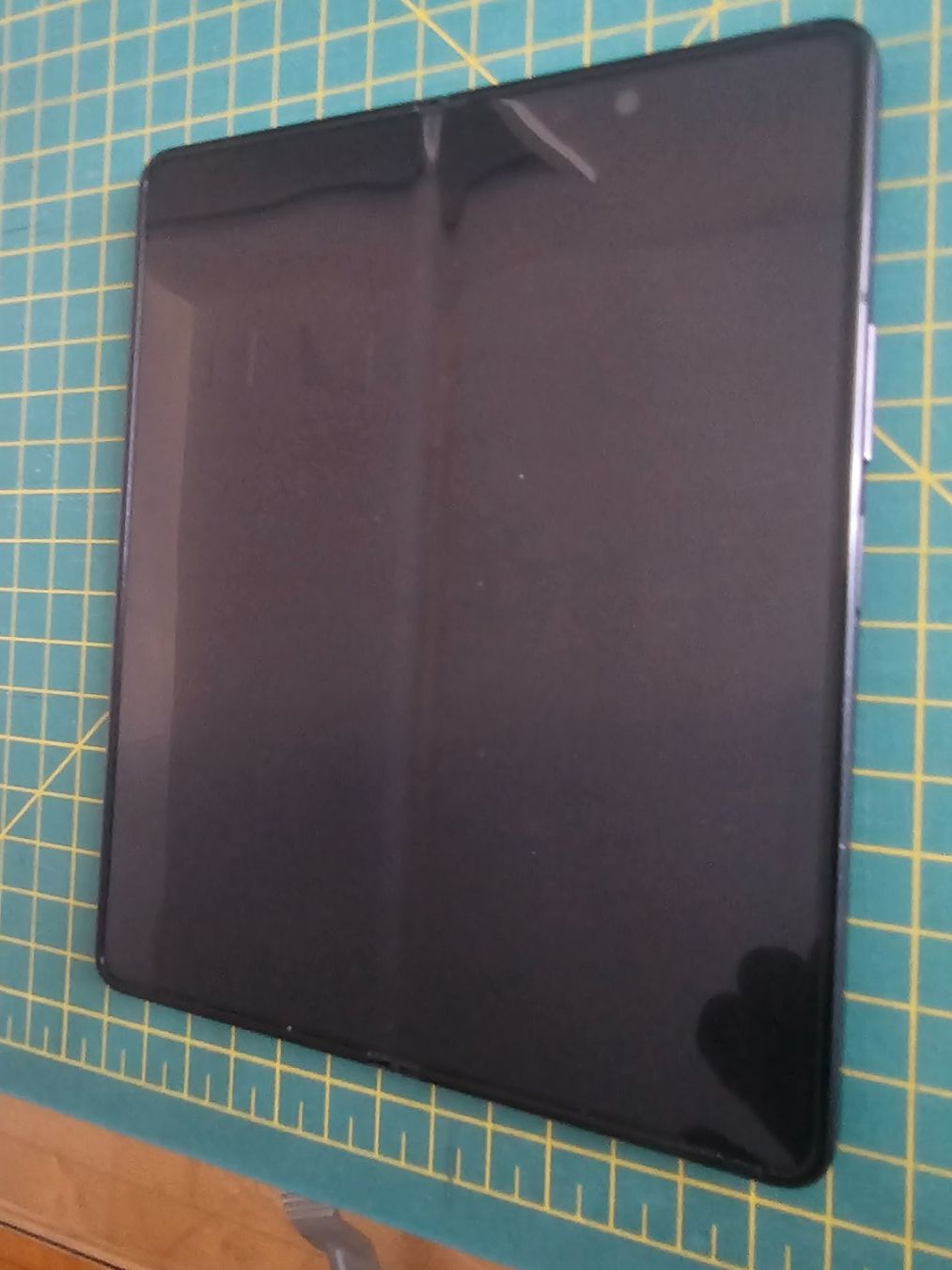 Samsung Telefoni cellulari / Smartphones: Samsung Galaxy Z Fold 5 – Usato da Zofingen venduto da Calipe 1