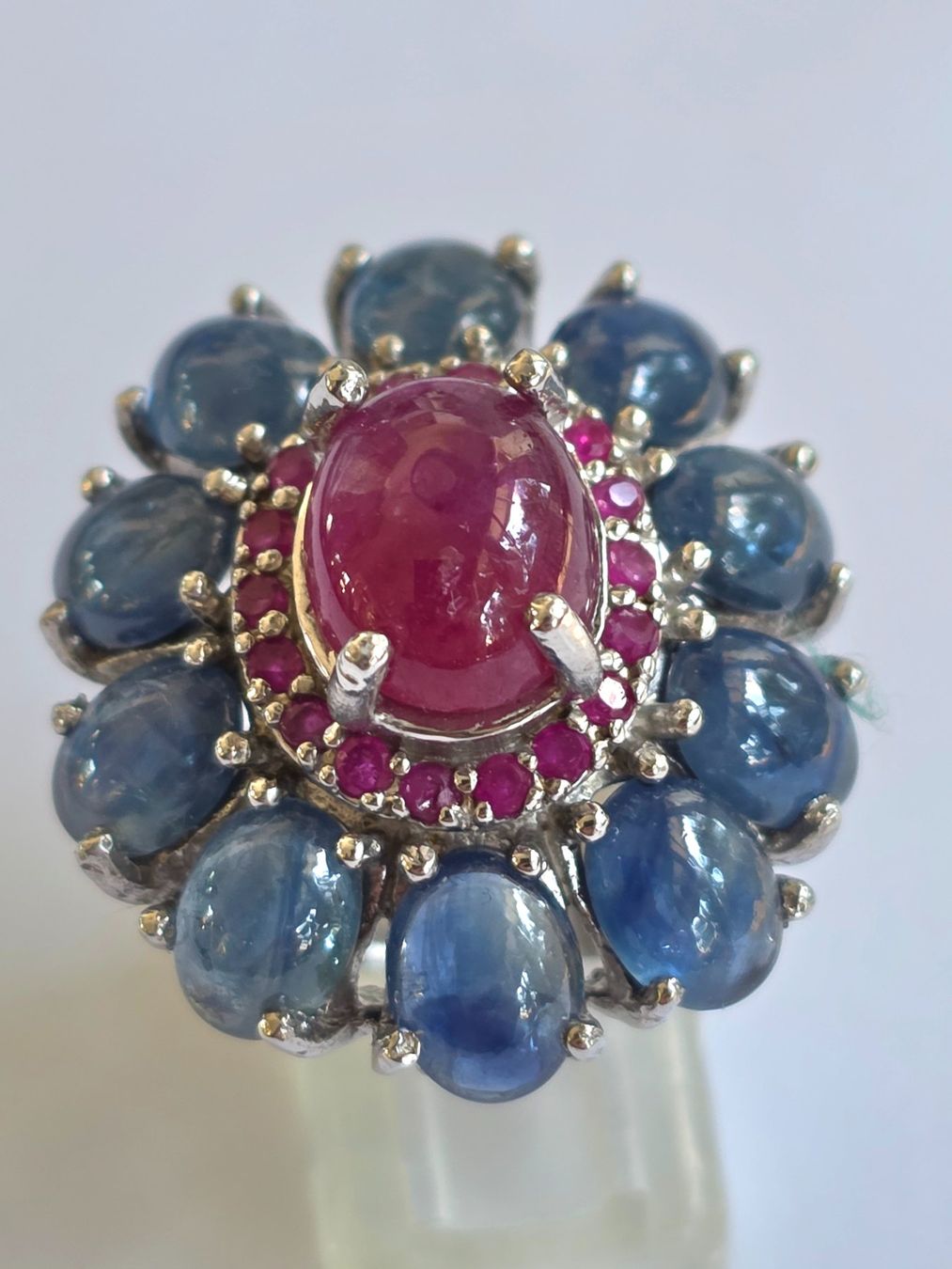 Anelli: Ring mit Rubin und Saphiren Silber Grösse 58 – Nuovo (secondo la descrizione) da Zürich venduto da benedikt12 9