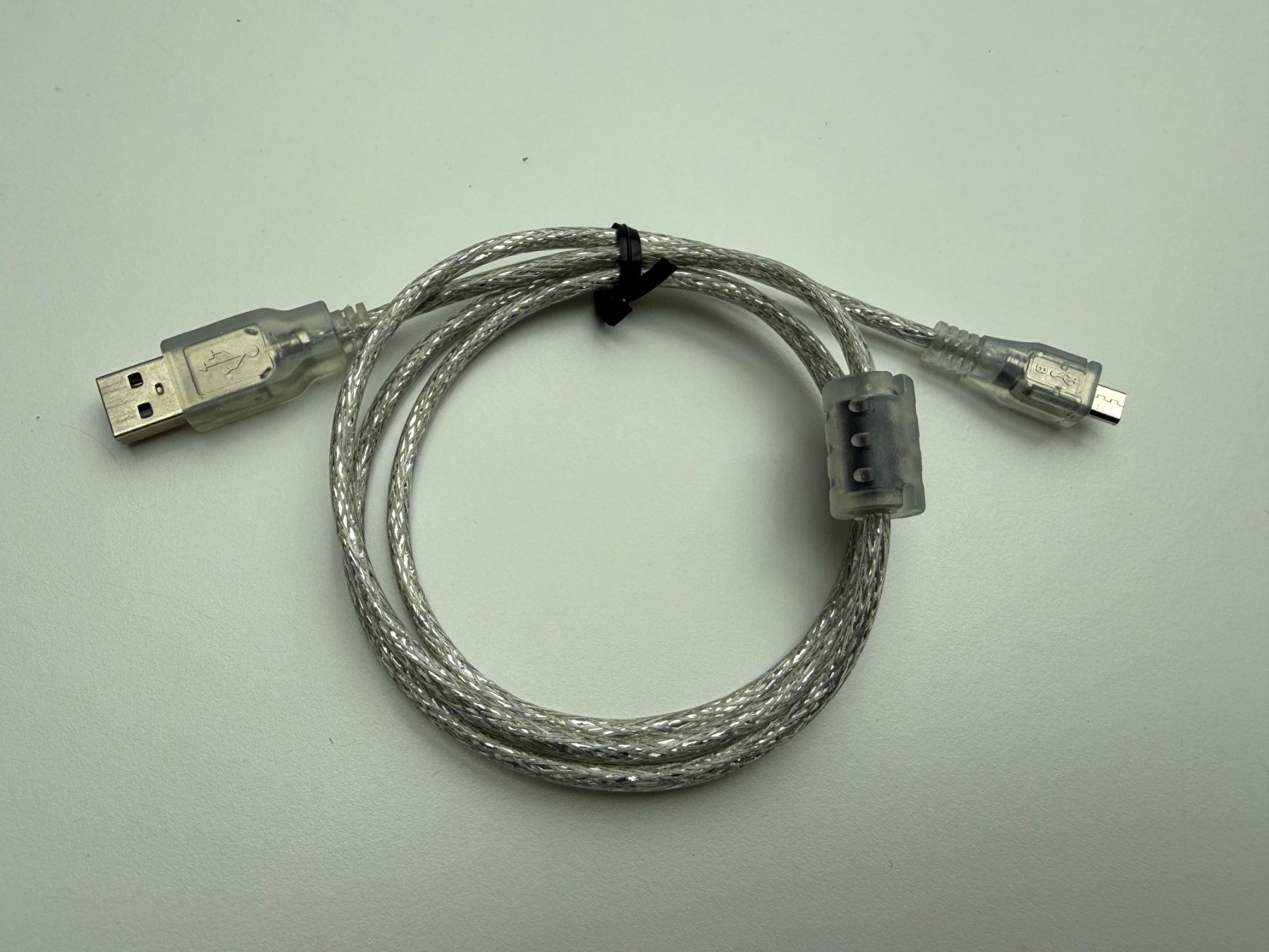 Cavi: USB-Kabel USB 2.0, Typ A auf Micro-B, Transparent, NEU – Nuovo e nell'imballaggio originale da Unterengstringen venduto da Tnovus
