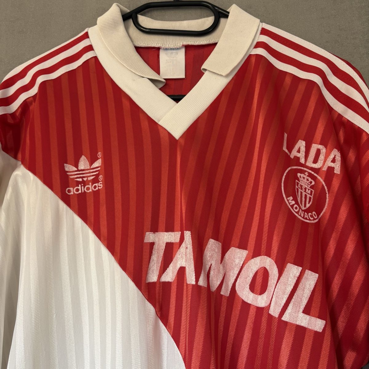 Adidas Canottiere & Pantaloni: As Monaco Adidas Vintage 90s – Usato da Winterthur venduto da LaBodega 1