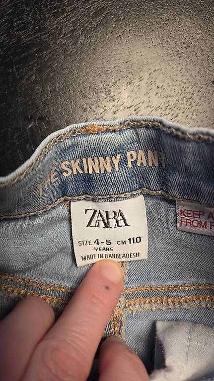 Pantaloni: jeans zara gr. 110  – Usato da Niederwangen BE venduto da Hmela 1