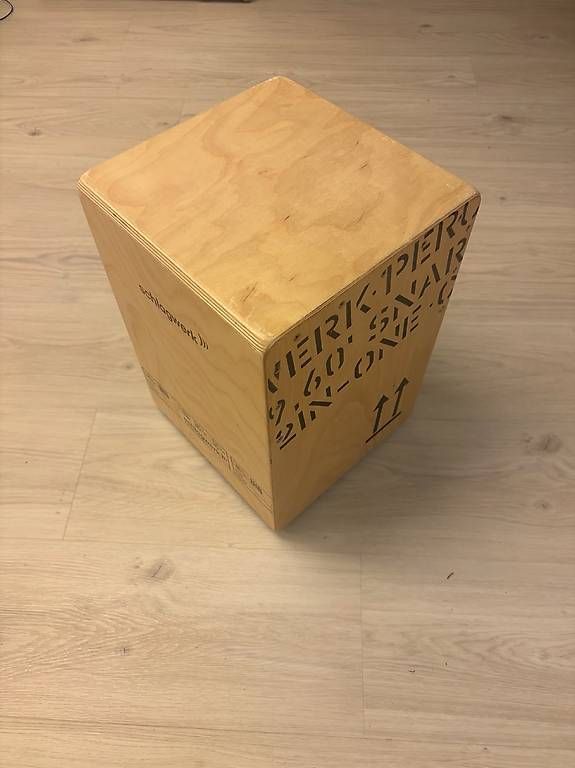 Strumenti musicali: Schlagwerk Snare Cajon 2inOne – Usato da Zürich venduto da Alipali