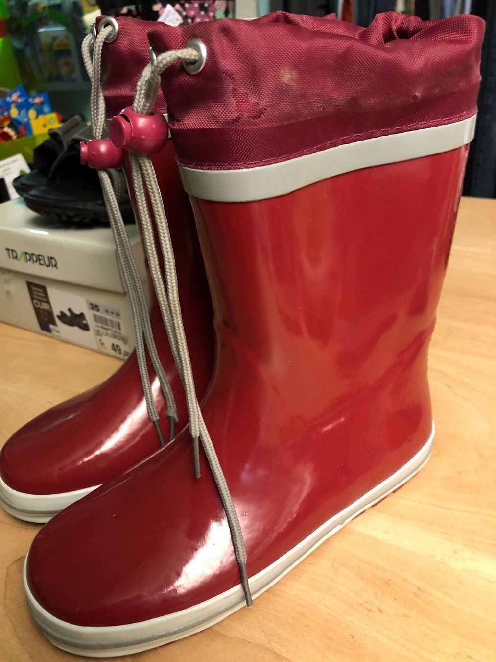 Scarpe per ragazze: Rote Gummistiefel Gr.32 – Usato da Obergerlafingen venduto da cabo4