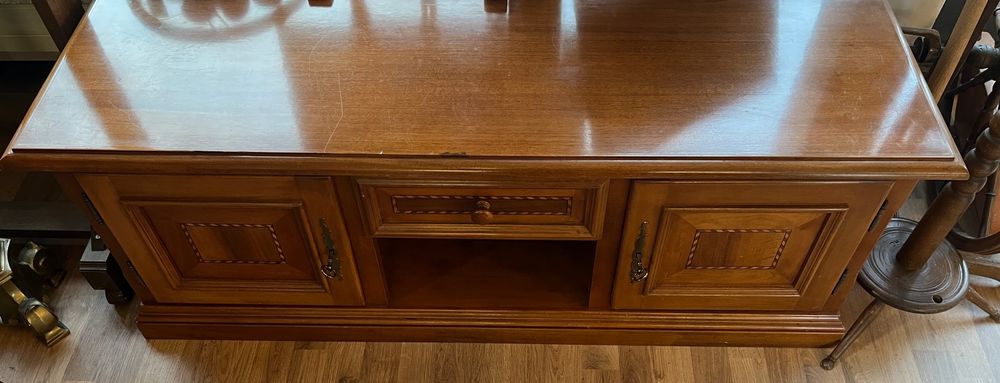 Commodes: Massives Sideboard Nussbaum Intarsien – D'occasion à Stetten AG par Brissago25 2