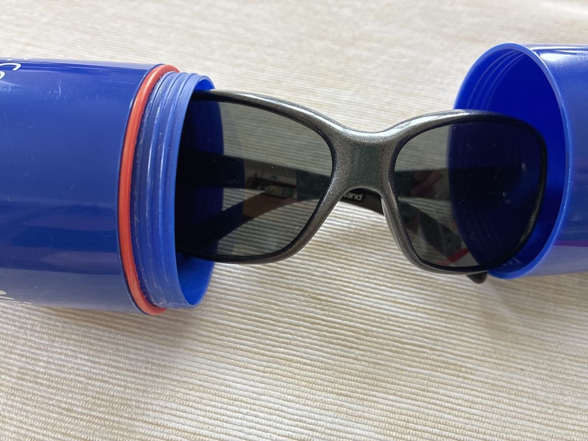 Brillen & Gläser: Kindersonnenbrille inkl. Etui – Gebraucht aus Mühlau von hofstattuhu 3