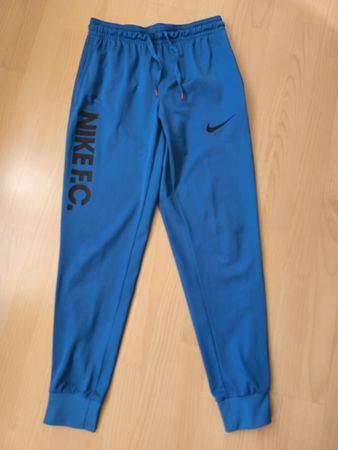 Nike Dri-Fit Trainerhose Grösse S