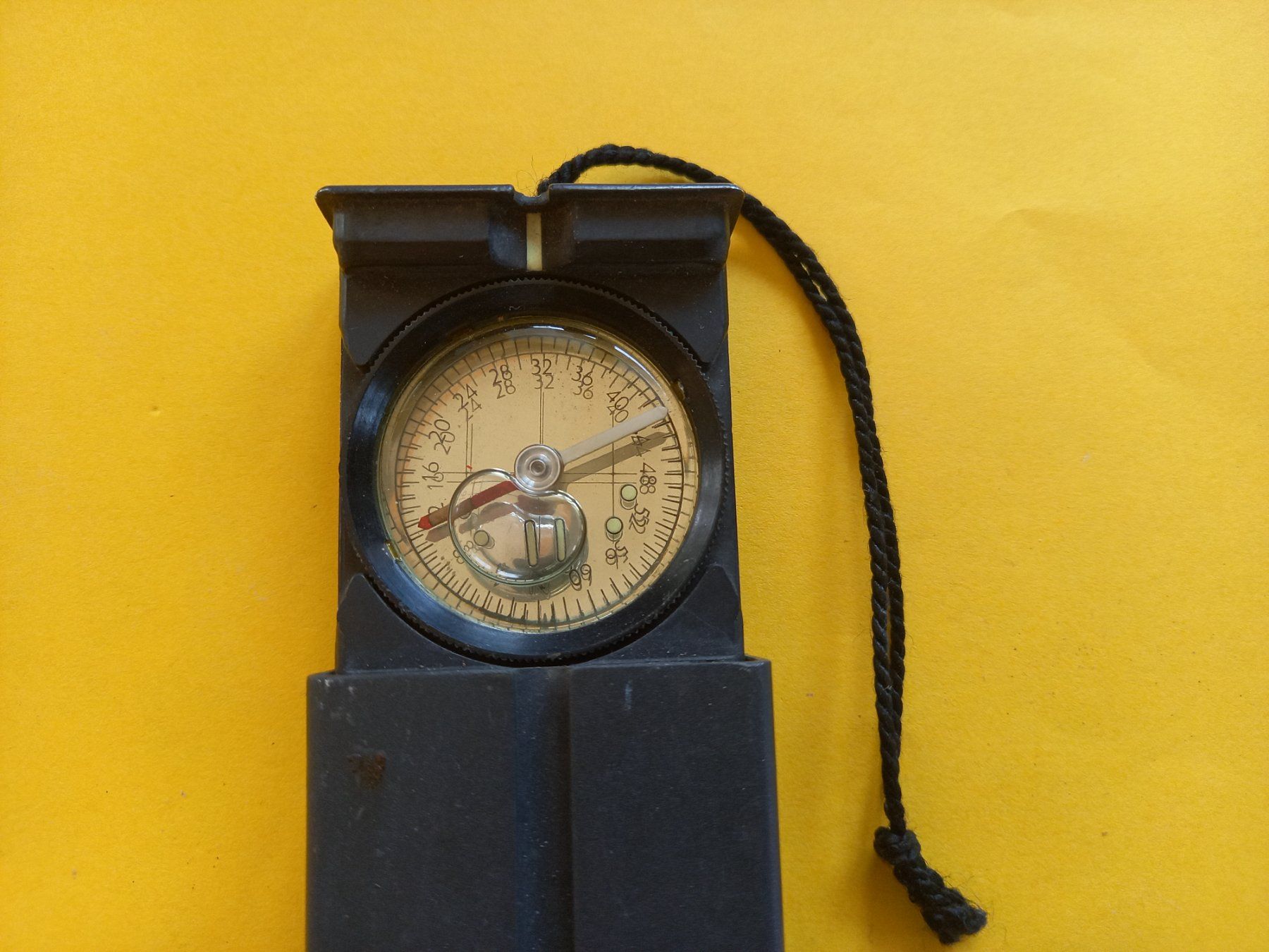 Recta GPS & Messgeräte: Boussole ancienne Recta, Bienne – Gebraucht aus Rossens FR von Souris1 1