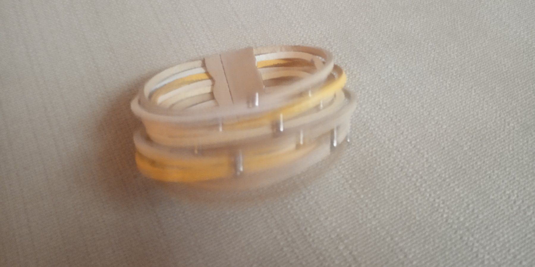 Bracciali & Braccialetti: Bracelet cuir ou imitation cuir avec perles – Usato da Montreux venduto da Art_et_antiquites 9