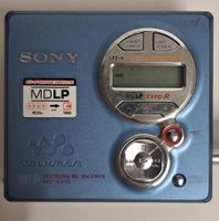Minidisc Modell MZ-R410 mit Kopfhörer 
