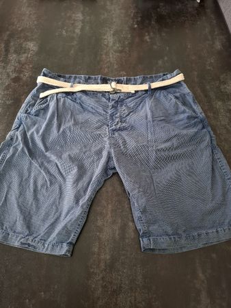Kurze Hose SMOG Grösse XXL mit Gurt guter Zustand