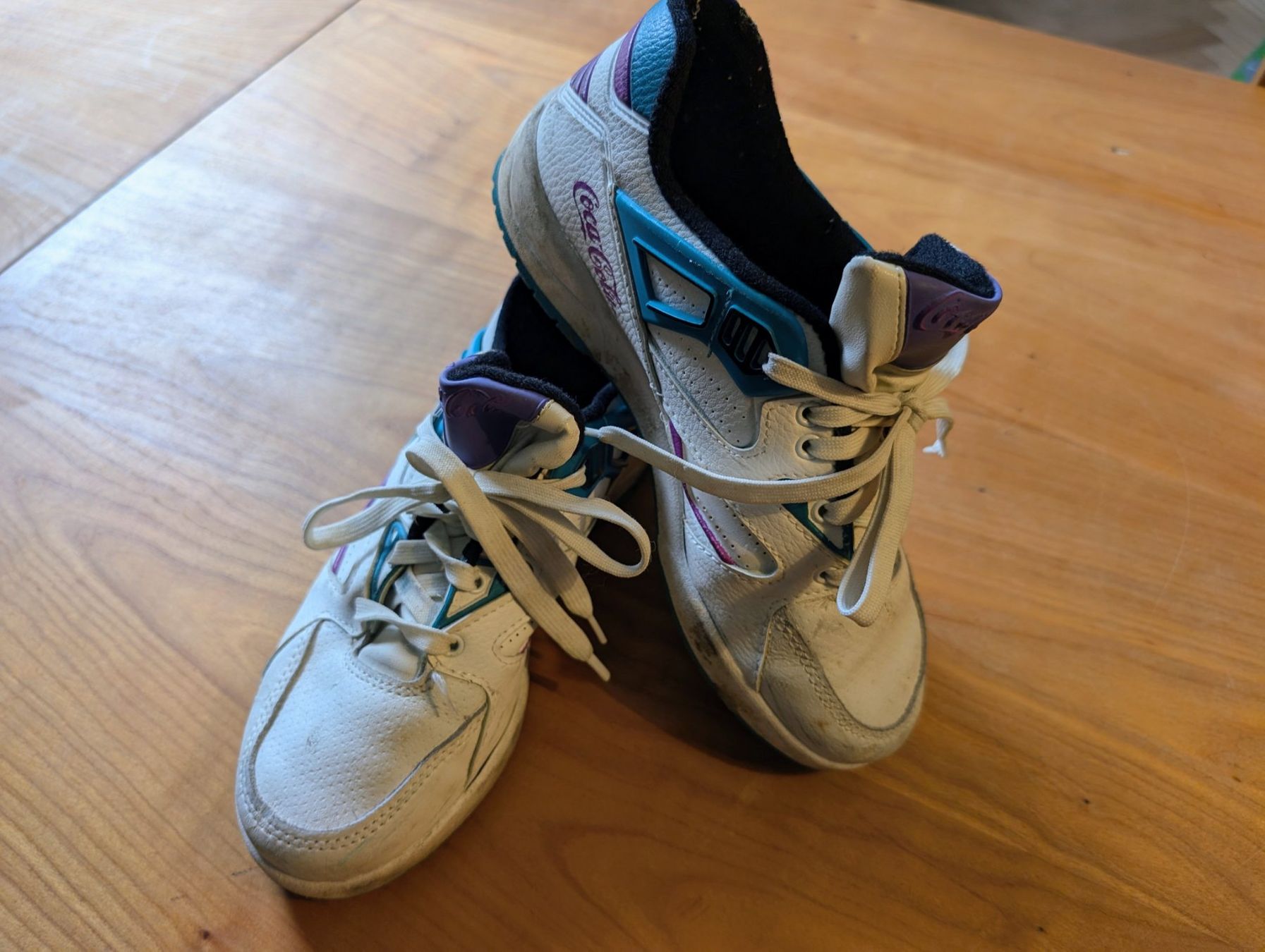 Herrenschuhe: Vintage Coca-Cola Sneaker – Gebraucht aus Zürich von michi_zh