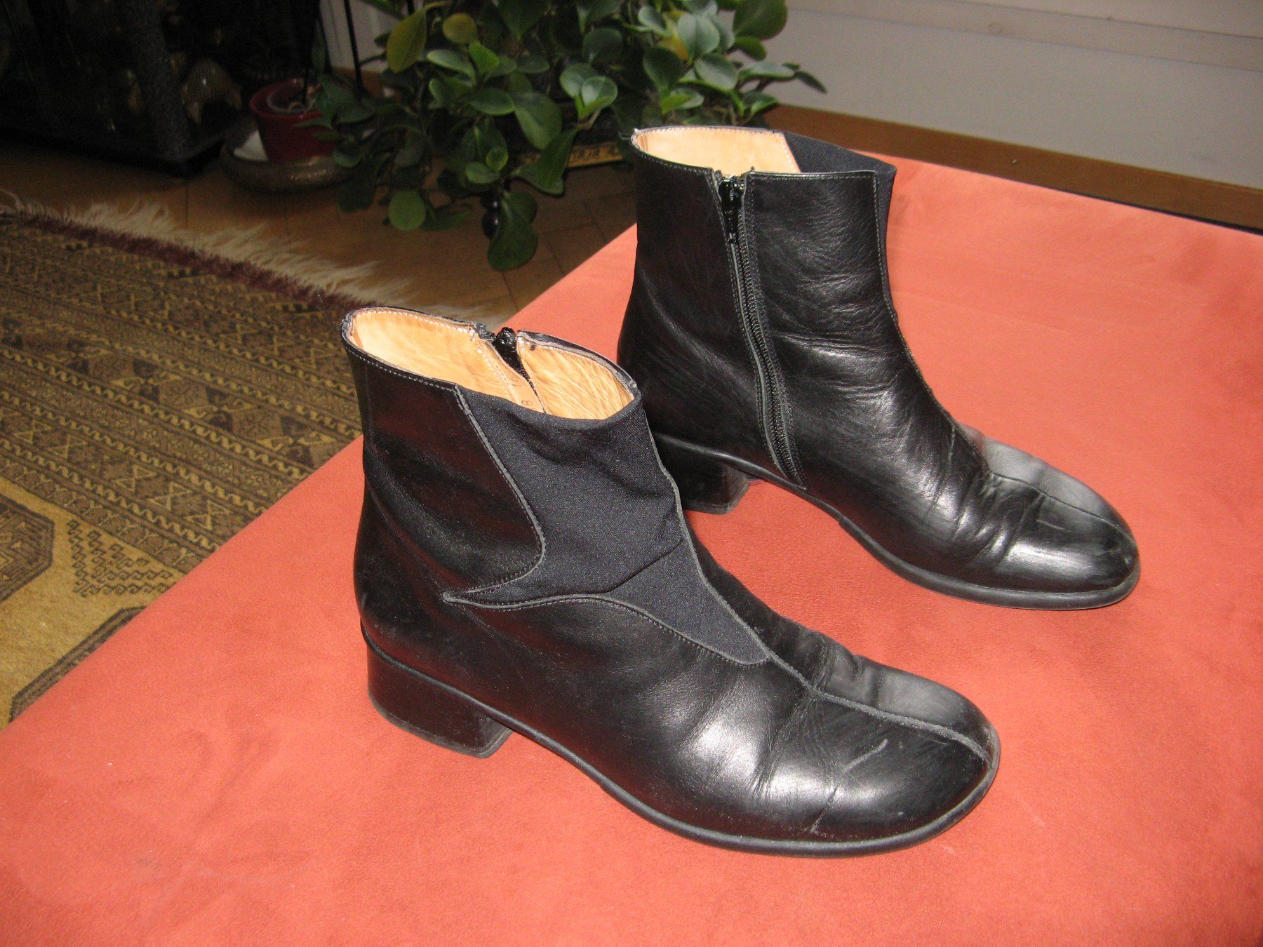 Think Scarpe da donna: Think Stiefeletten Gr. 40 – Usato da Zürich venduto da apil