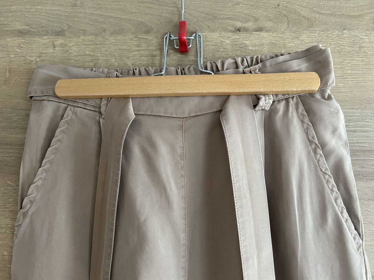 Pantaloni: Sommerhose Beige – Usato da Ennenda venduto da mar_kz98 2
