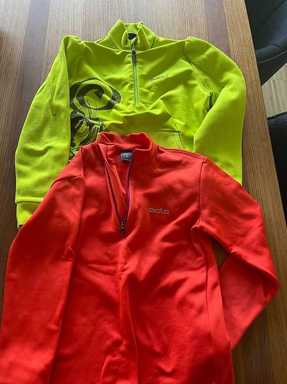 Pullover & Sweatshirts: Odlo Pullover Gr 140 – Gebraucht aus Menzingen von lua123