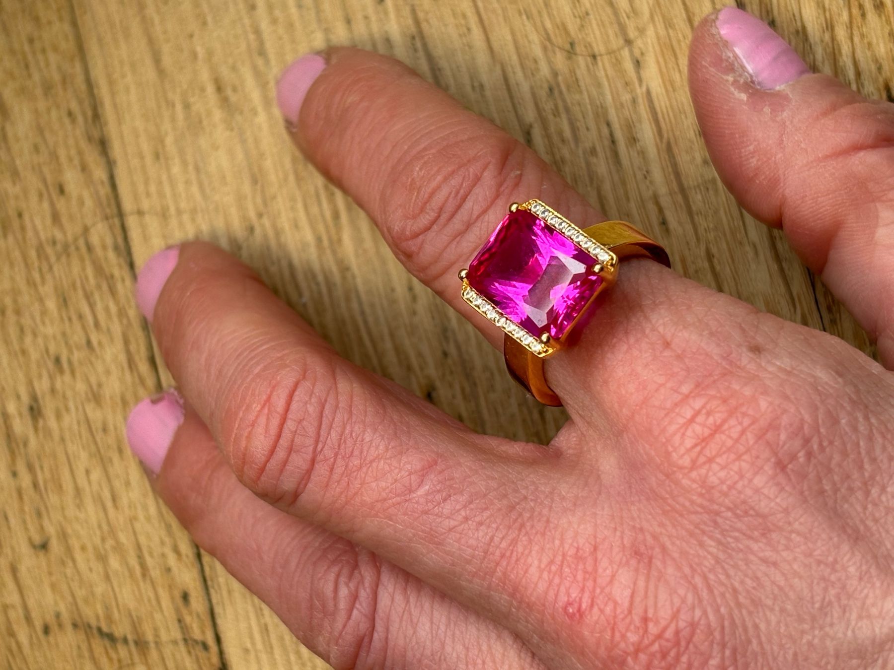 Anelli: Bague rose neuve de la marque Sif Jakob – Nuovo e nell'imballaggio originale da Peseux venduto da Huna12 4