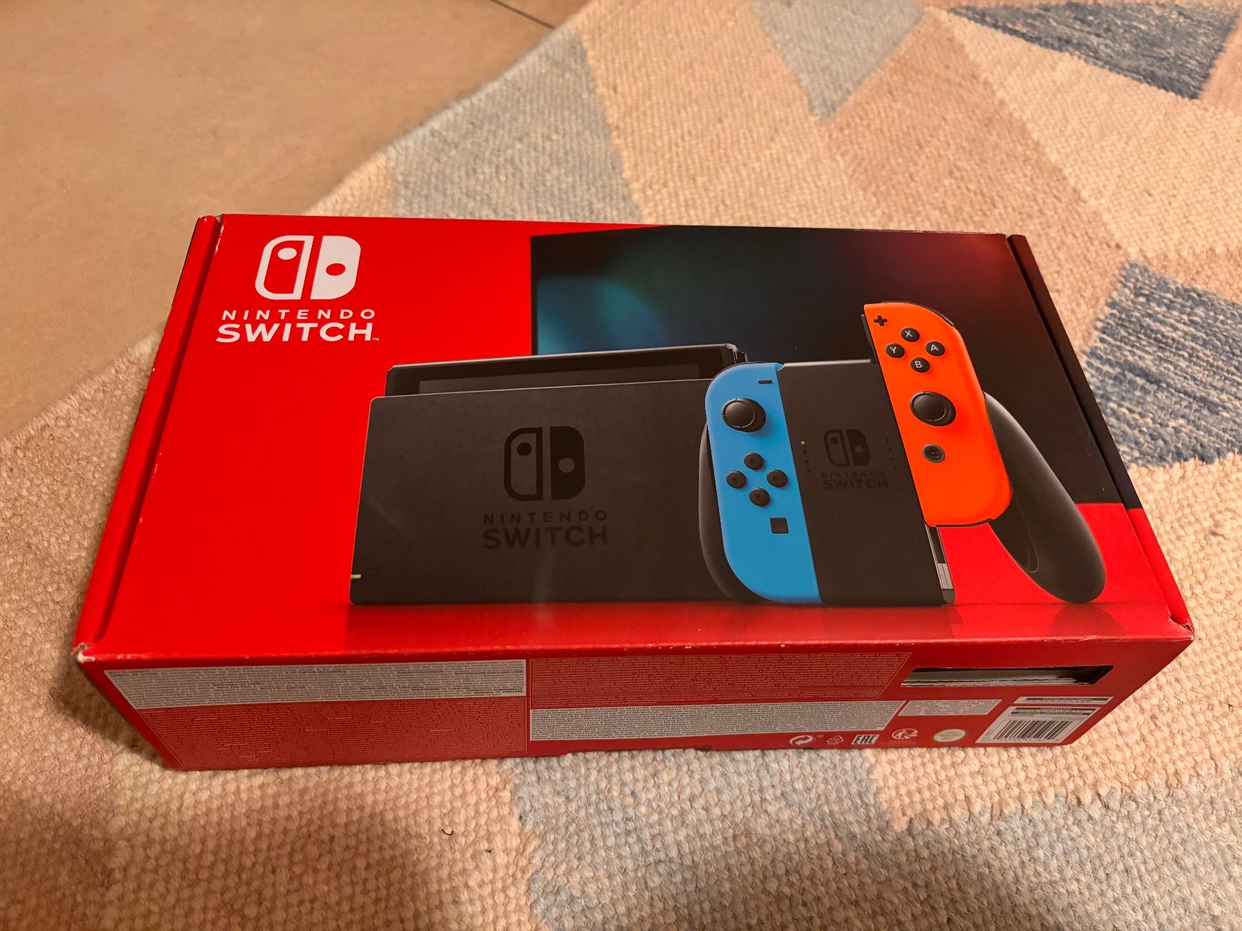 Nintendo Konsolen: Nintendo Switch 2022 – Gebraucht aus Ebikon von set7631