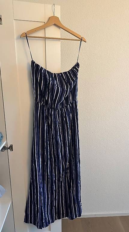 Vestiti: Trägerloses Kleid – Usato da Rothenthurm venduto da Lynn_DM