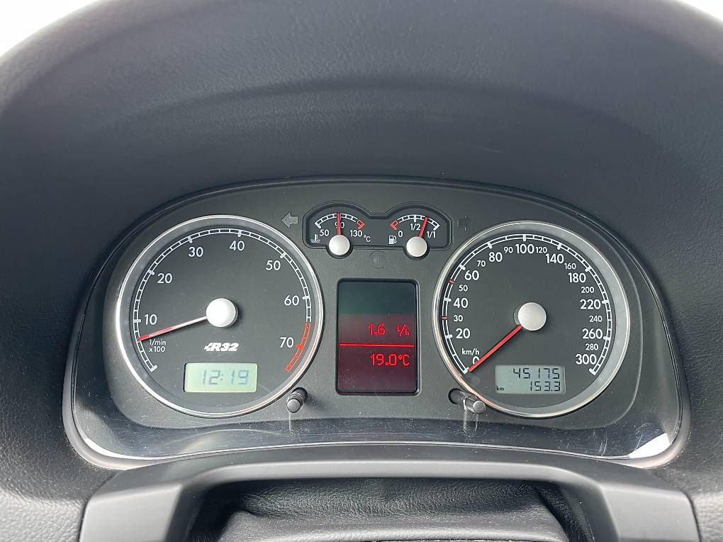 VW Automobili: VW Golf R32 4Motion – Usato da Elsau venduto da and_6tbh 4